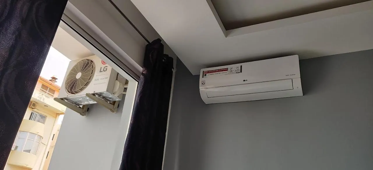 Lux Apartment T1 Palmarejo 0*, Praia